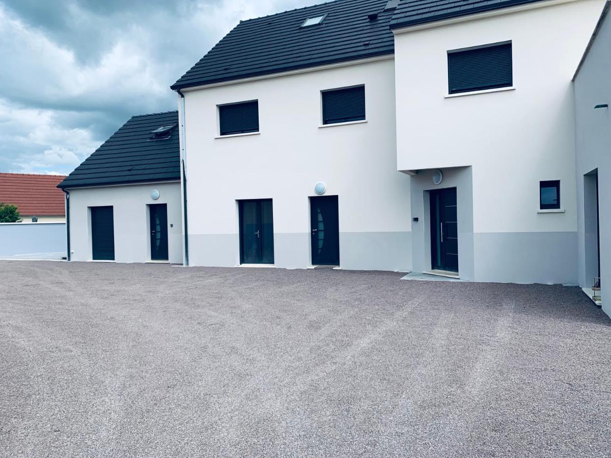 Loft Evasion , Parking Gratuit , 5 Min Auxerre Apartment โมเนโต ภายนอก รูปภาพ